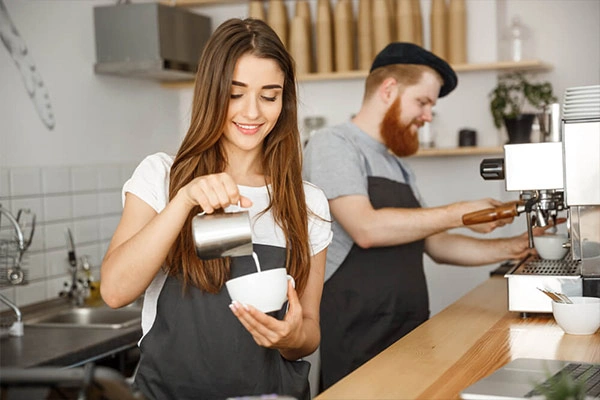 باریستا کیست و چه کاری انجام می‌دهد