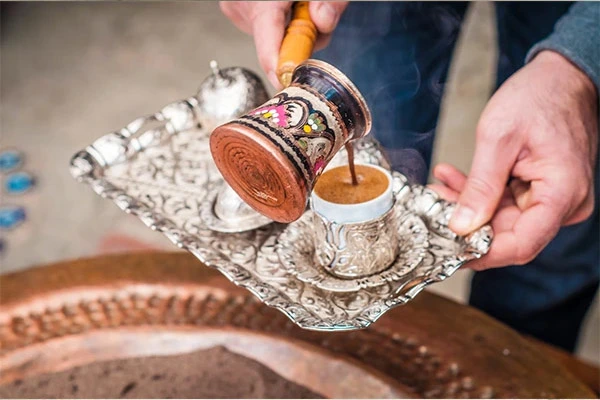 چگونه قهوه ترک درست کنیم